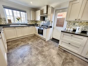 Kitchen area- click for photo gallery